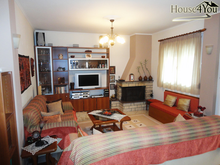 Πωλείται 3αρι οροφοδιαμέρισμα 105τμ. 2ου ορόφου στον Βοτανικό Ιωαννίνων