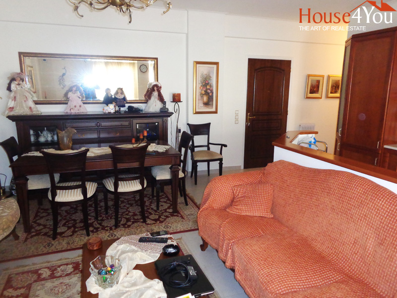 Πωλείται 3αρι διαμέρισμα 76 τμ. 2ου ορόφου του 2000 στην Παπανδρέου στα Γιάννενα