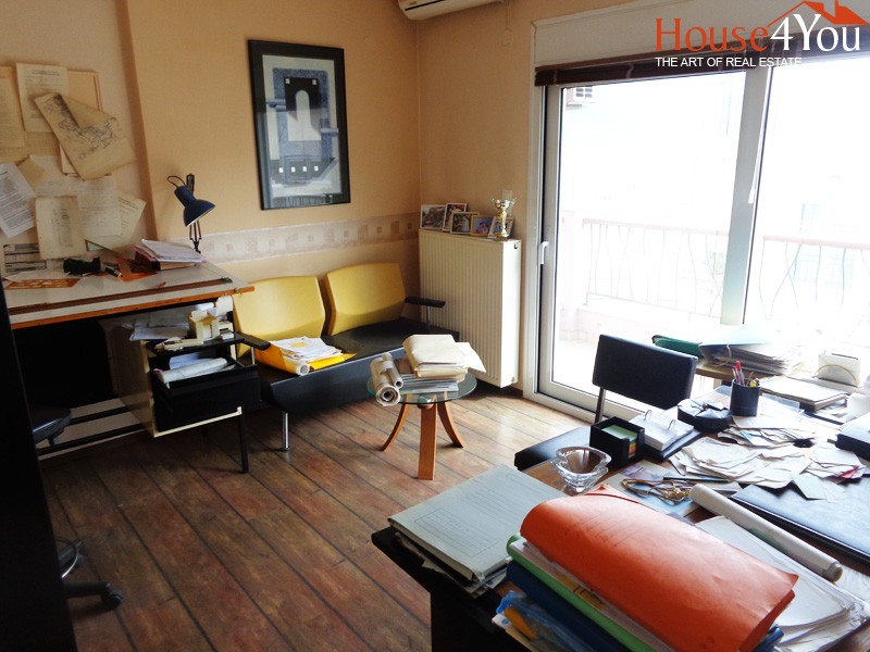 Πωλείται 3αρι διαμέρισμα του 2006 72τμ. στυλ μεζονέτας με ωραία θέα την λίμνη στο κέντρο των Ιωαννίνων