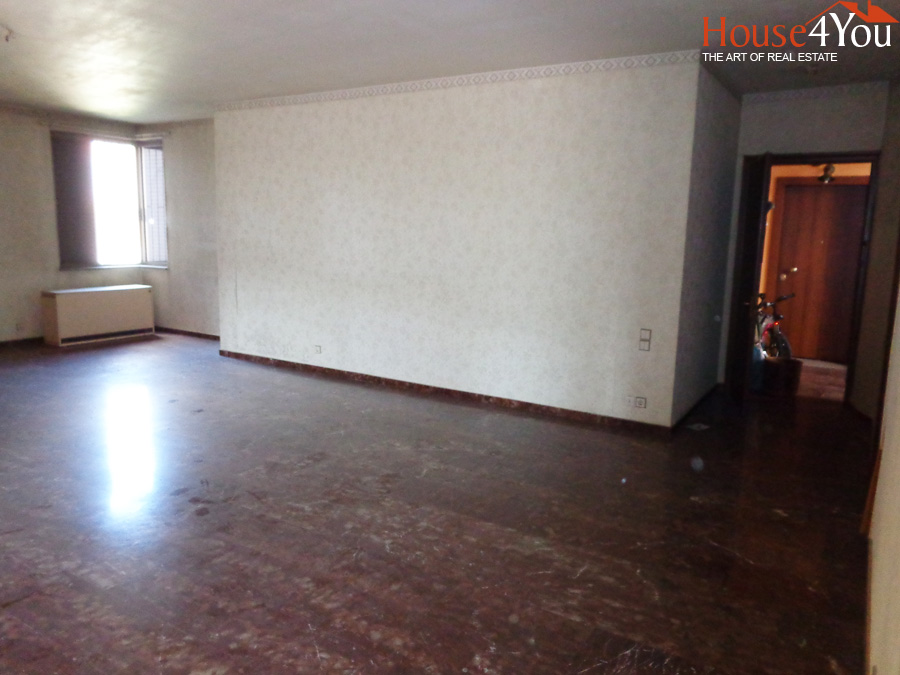 Πωλείται διαμέρισμα 148τμ. 2ου ορόφου στο κέντρο των Ιωαννίνων πλησίον γηπέδου