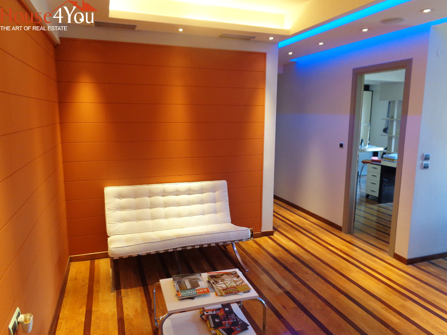 Πωλείται επαγγελματικός χώρος γραφείο 78τμ. του 2010 1ου ορόφου στην οδό Τσιριγώτη στα Γιάννενα